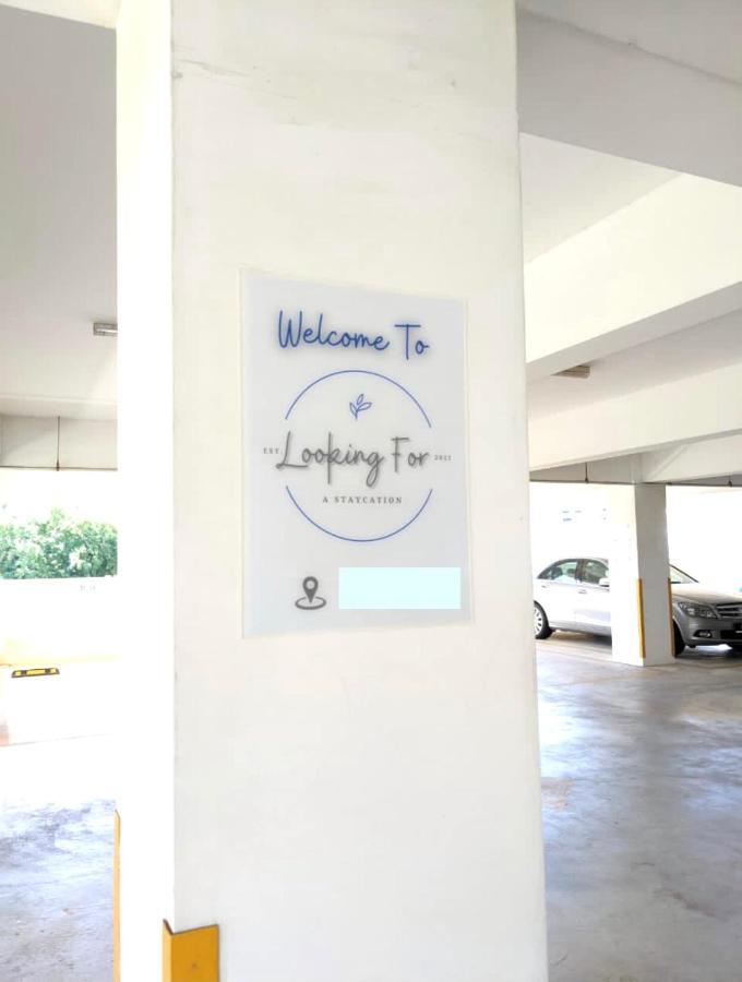 Looking For... A Staycation Kuala Terengganu Luaran gambar